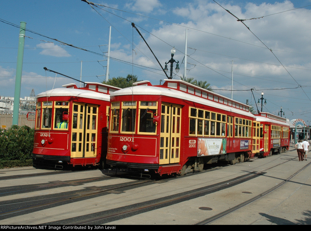 Canal Streetcars at Canal Street Station