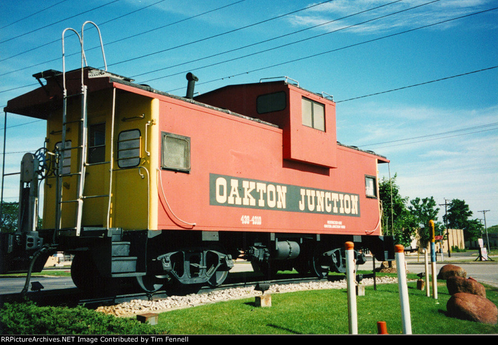 Oakton Junction 2400
