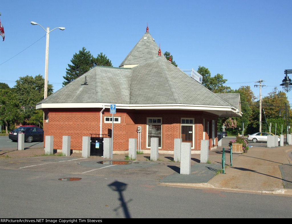 Kentville Tourist Bureau