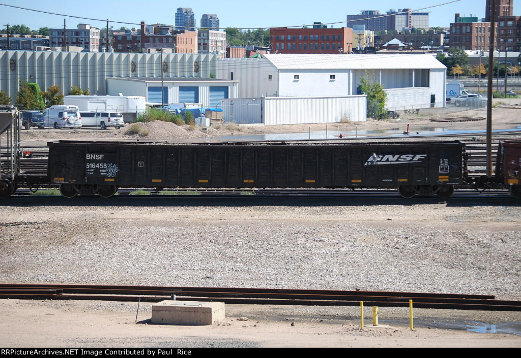 BNSF 516458