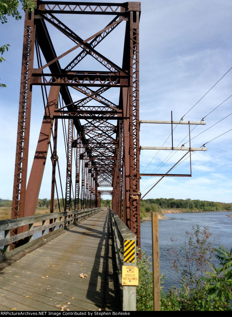 Red Cedar State Trail