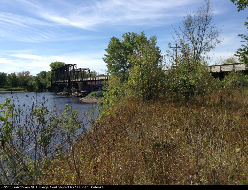 Red Cedar State Trail