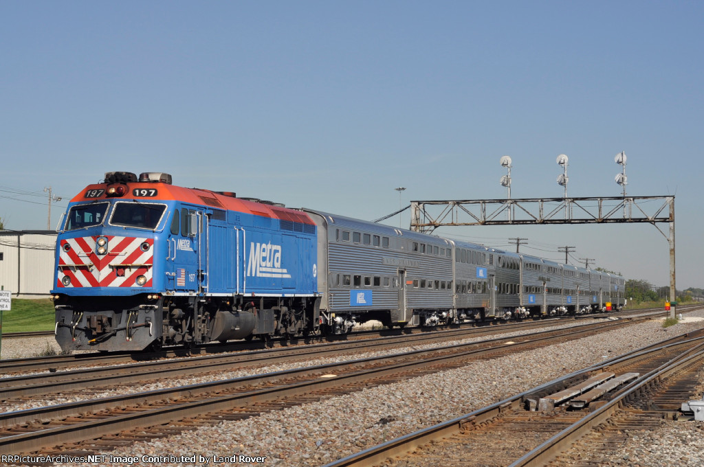 METRA 197 Westbound