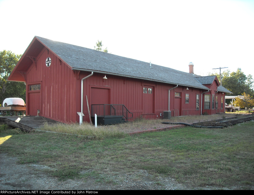 Former ATSF Depot