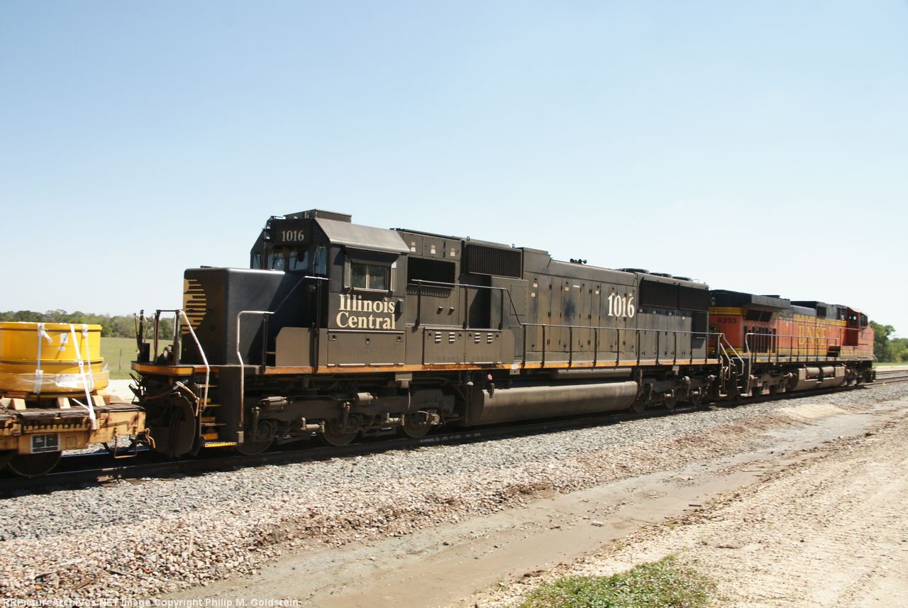 IC 1016 - The main reason I paced this train: my first IC locomotive.