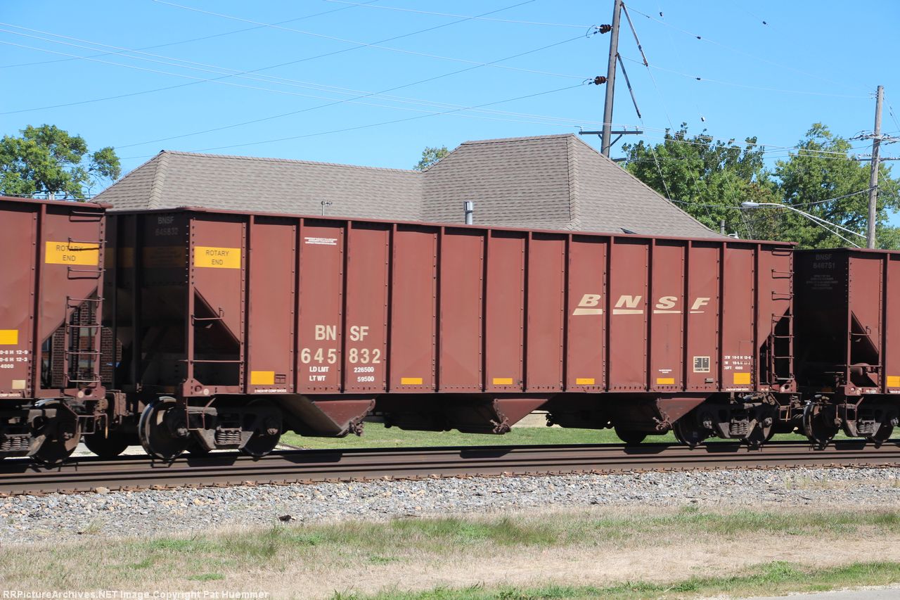 BNSF 645832