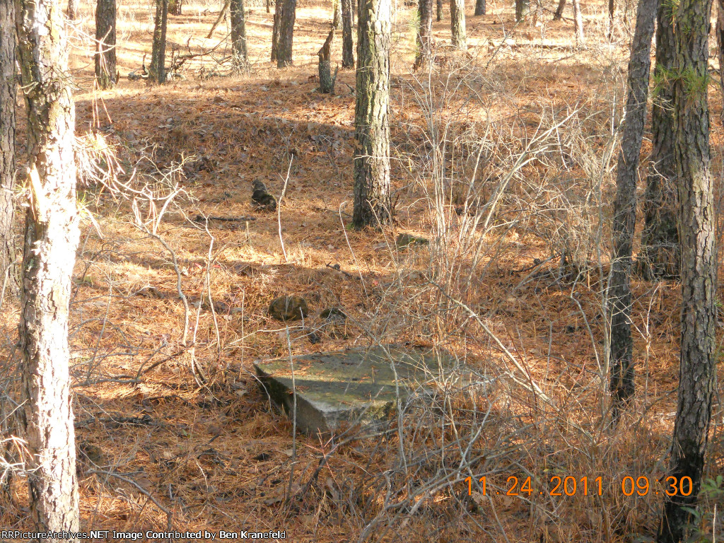 Turntable pit at Atsion
