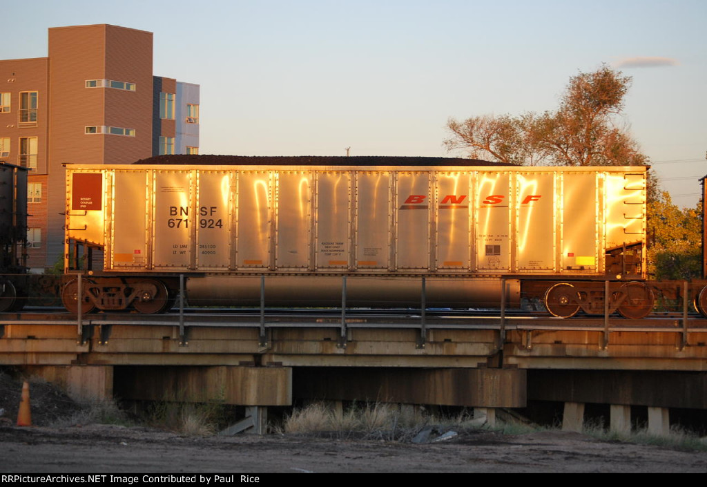 BNSF 671924
