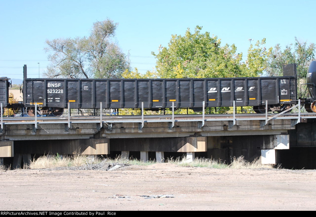 BNSF 523228