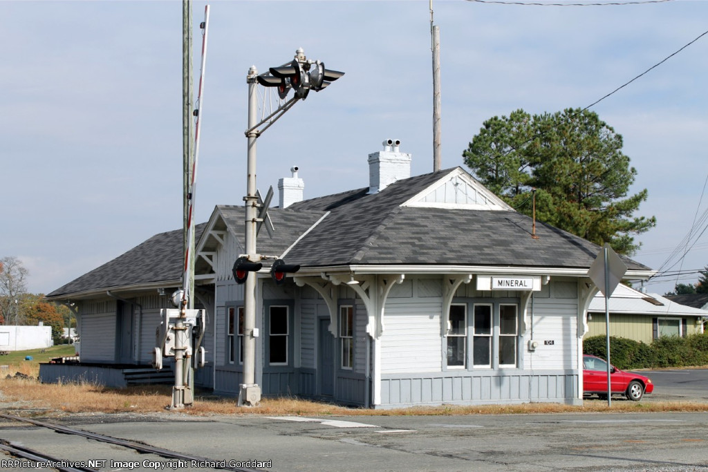 Former C&O Station at Mineral, VA
