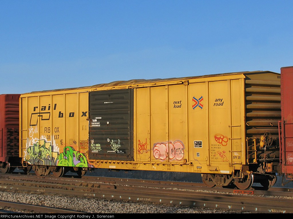 RBOX 31137