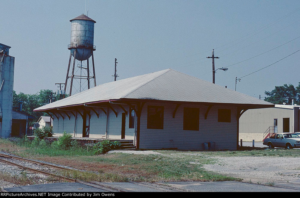 Southern Ry depot
