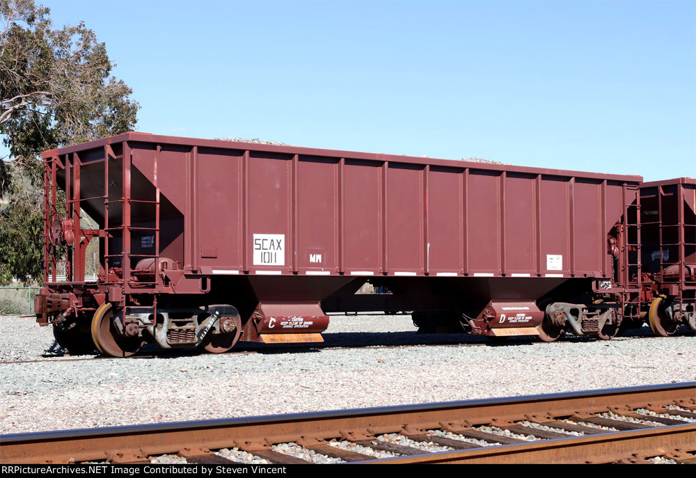 Metrolink ballast car SCAX #1011