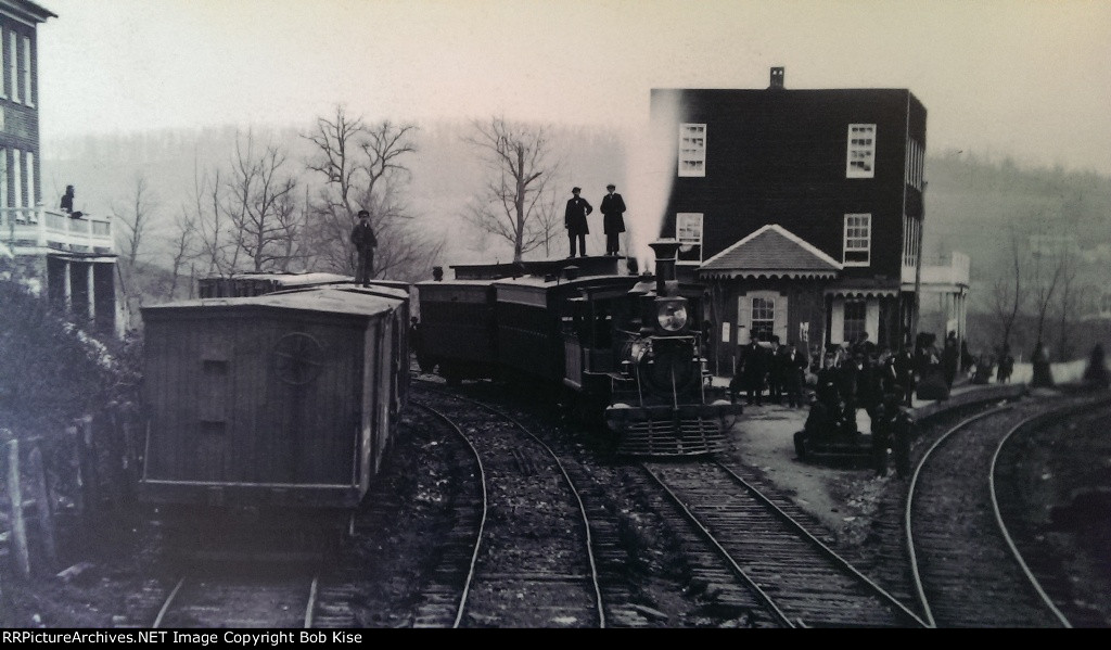The famous photo of the junction during the Civil War
