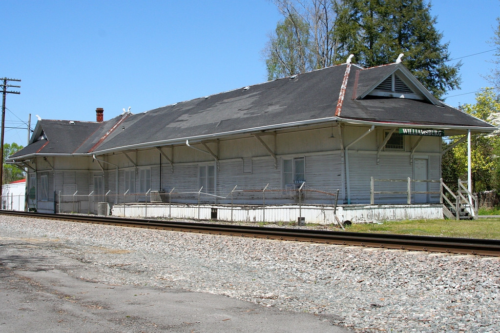 L&N depot