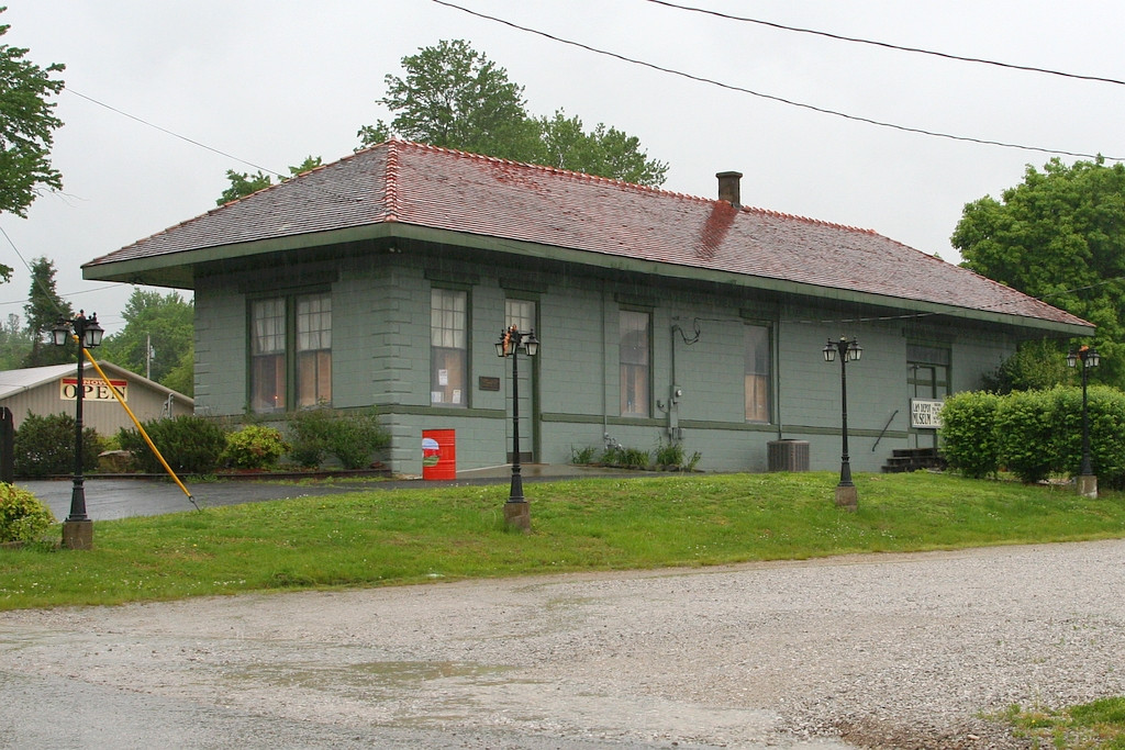 L&N depot