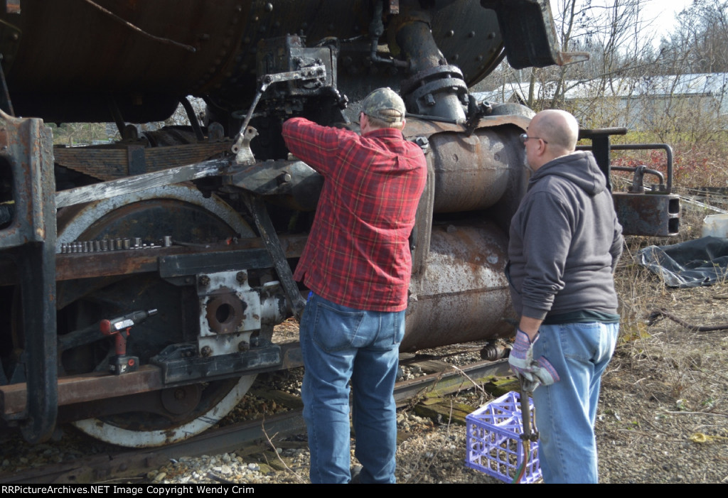 Loosening the lubricator