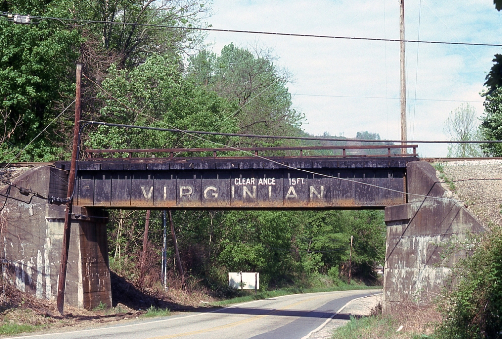 Virginian bridge connekting to NYC