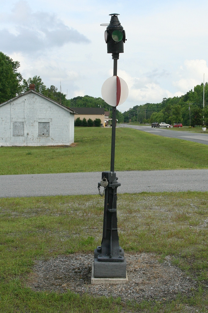 Virginian switch stand