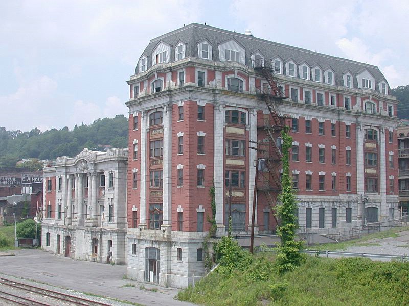 1911 passenger depot and 1912 Willard Hotel 