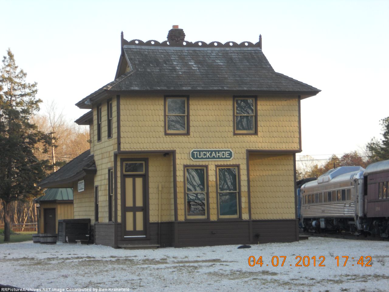 Tuckahoe Junction Station
