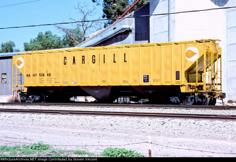 NAHX #53649 in Cargill livery.