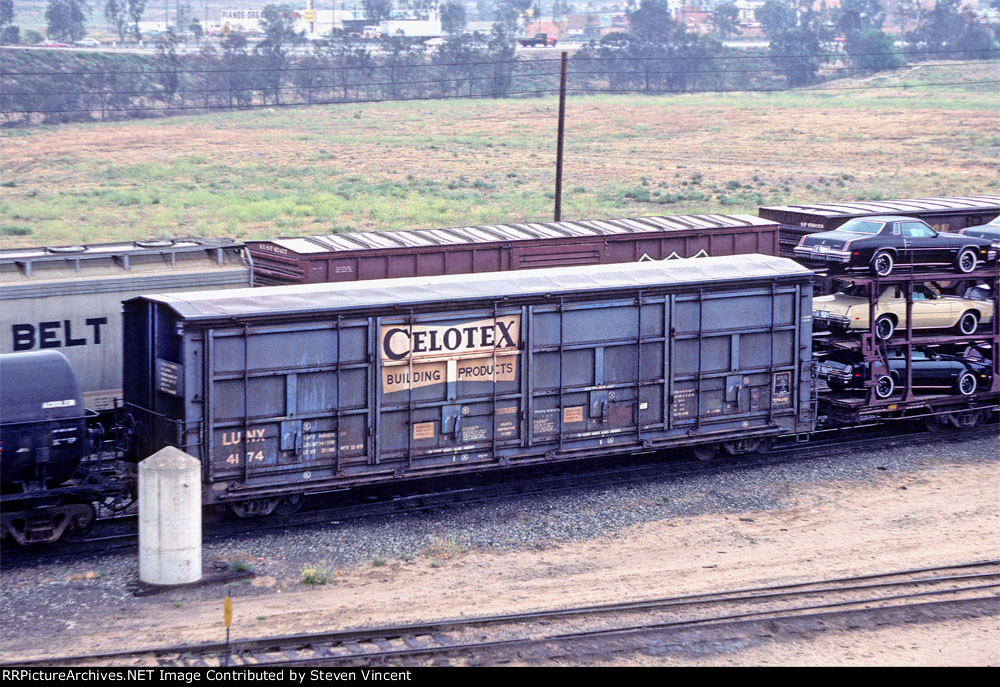 Thrall-door Celotex box LUNX #4174