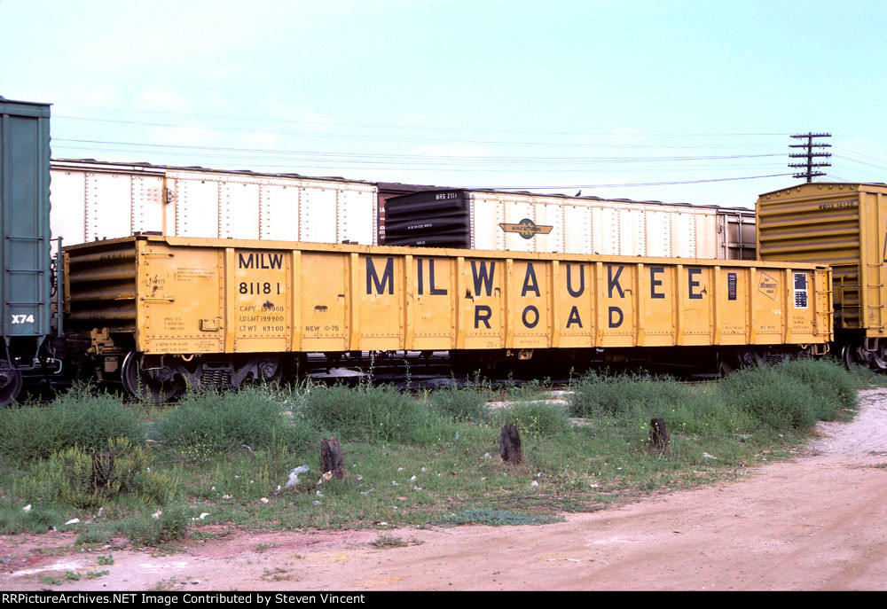 Milwaukee Road gondola #81181