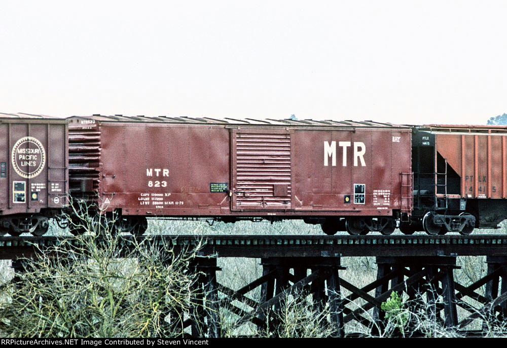 Montour RR box MTR #823 on Tidewater Southern bridge.