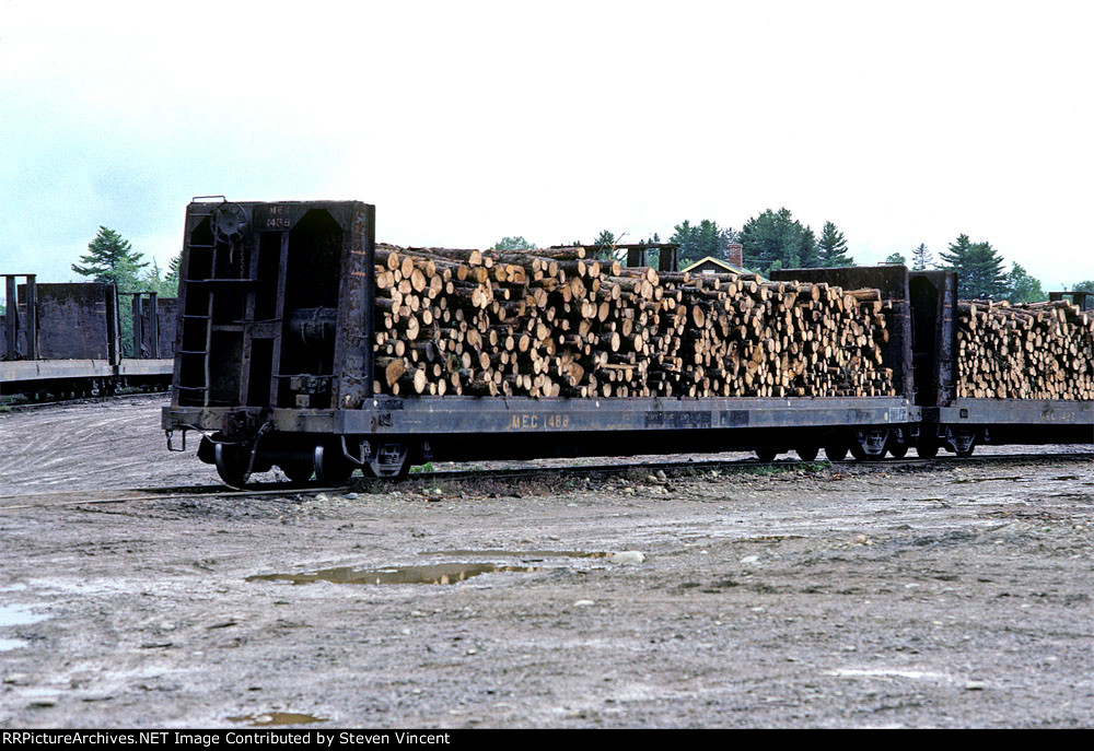 Maine Central double length pulpwood car MEC 1488