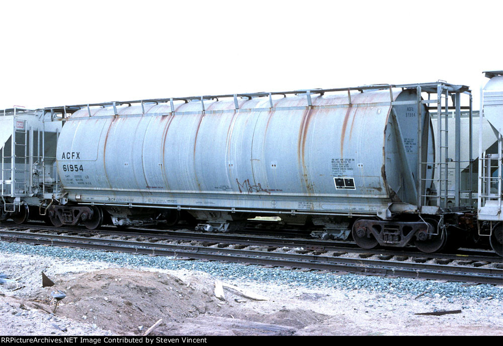 ACFX #61954 an ACF 3500 cu ft covered hopper.