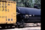 Gulf Oil LPG tank WRNX #30135.