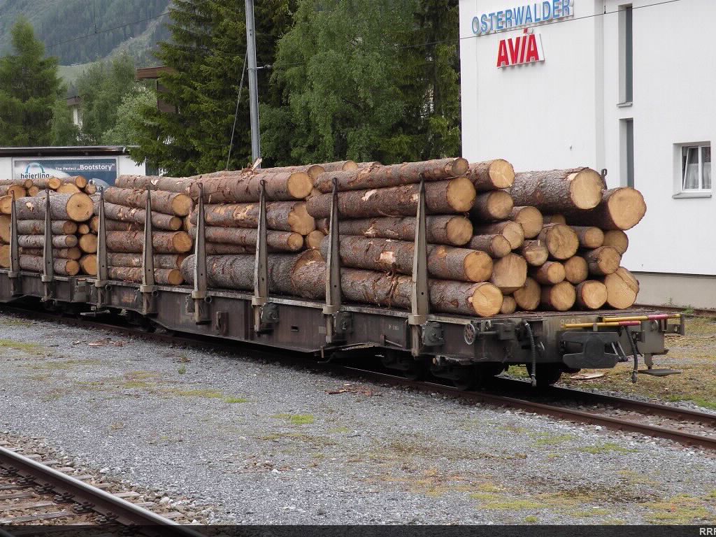 Yes Virginia, there is still narrow gauge freight in Switzerland!