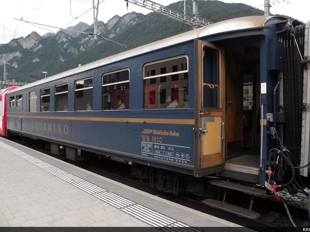 Exterior view of the Glacier Express diner.