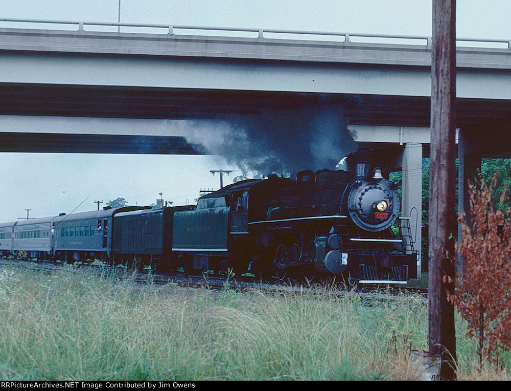 SOU 4501 headed south.