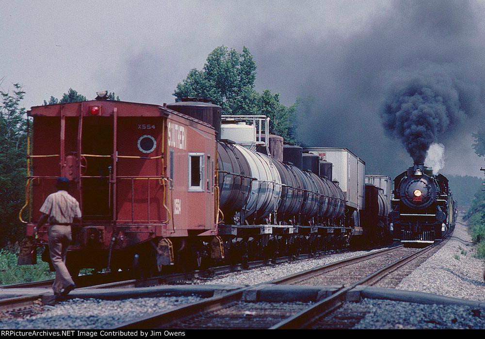 SOU 4501 running as 1st #171, passes #172. They are headed west to Spartanburg.