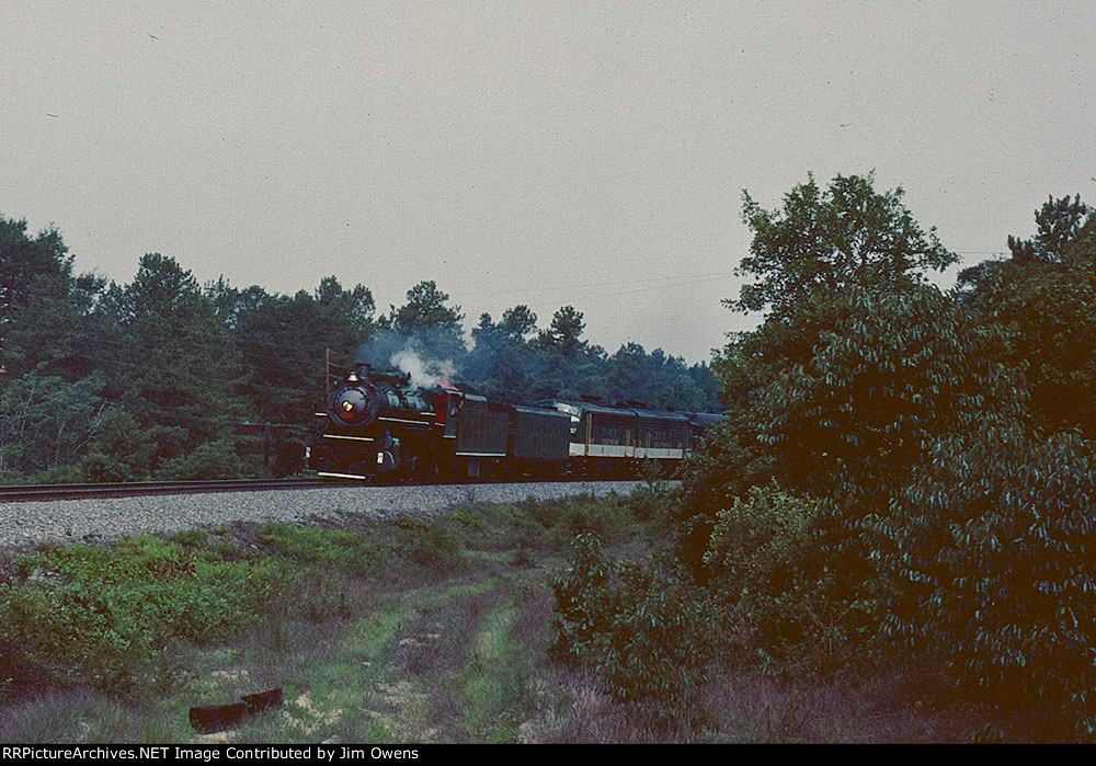 SOU 4501 headed south.