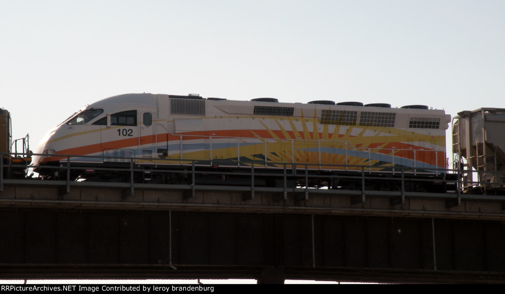 SUN rail  102  on a up train at santa fe jct