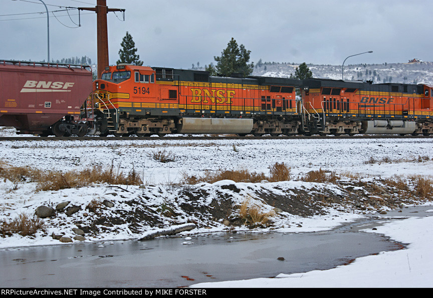 BNSF 5194