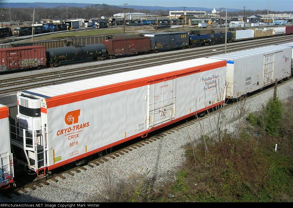 CRYX 5016 in CSX freight