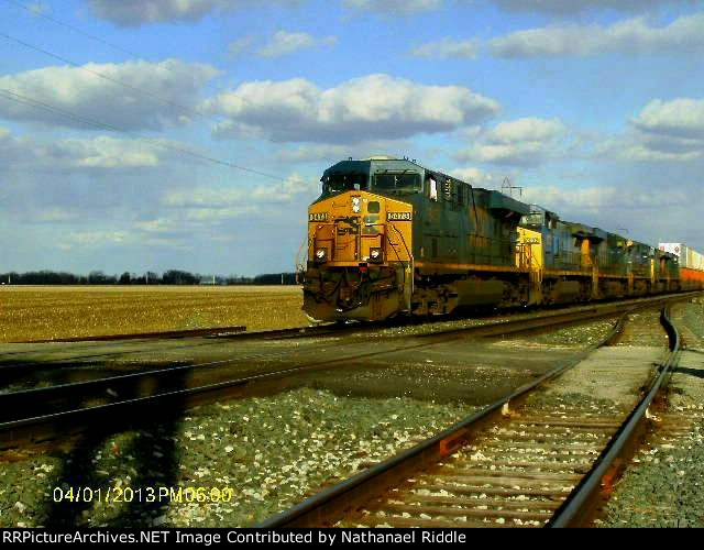 Csx frieght at the east end of fostoria