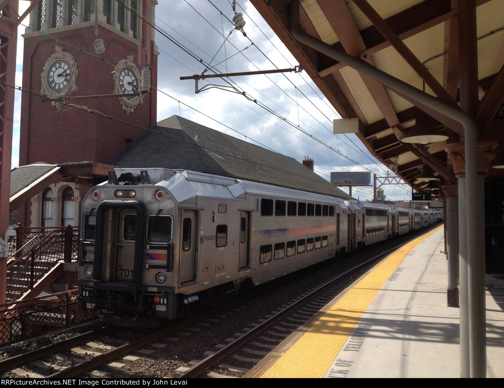 NJT at Newark Broad Street Station