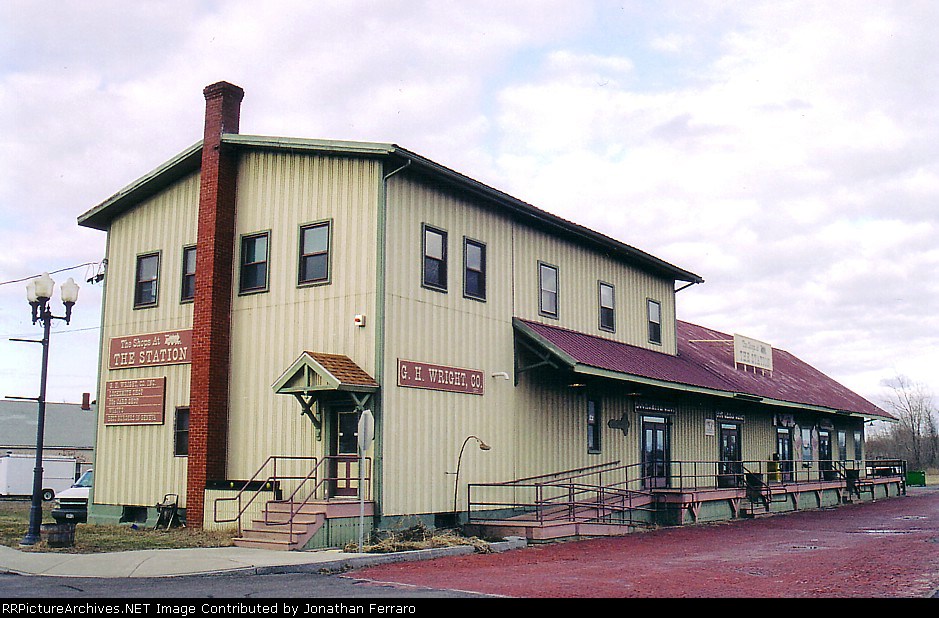 Ex-Lehigh Valley RR Depot