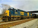 Csx freight rolling through historic Kenova, wv