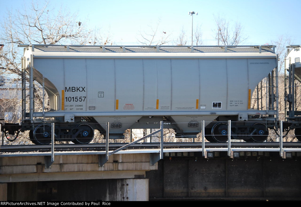 MBKX 101557