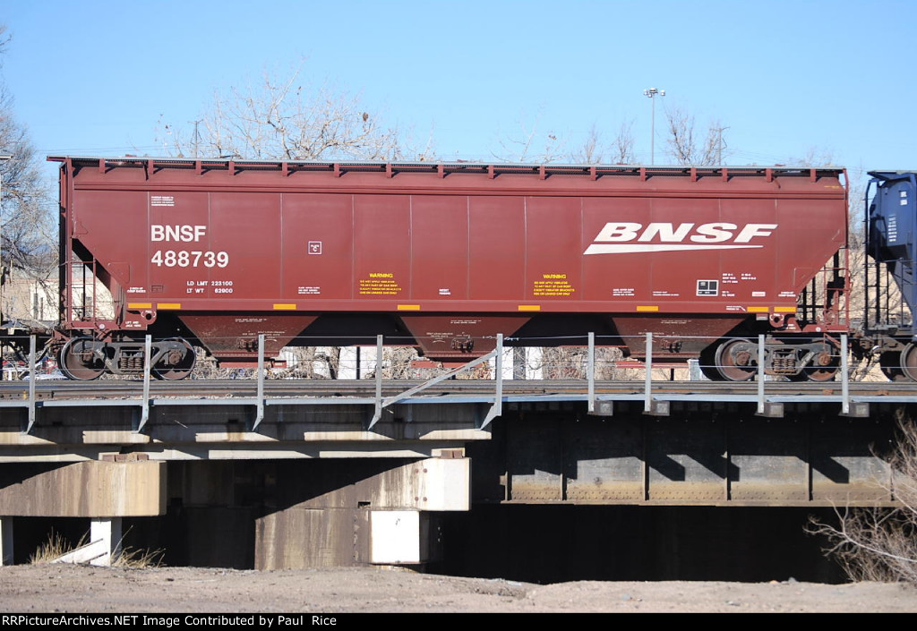 BNSF 48879