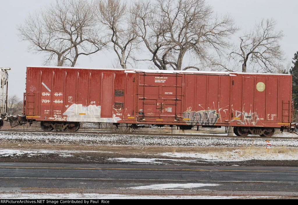 BNSF 781654 This Is A Condemned Box Car