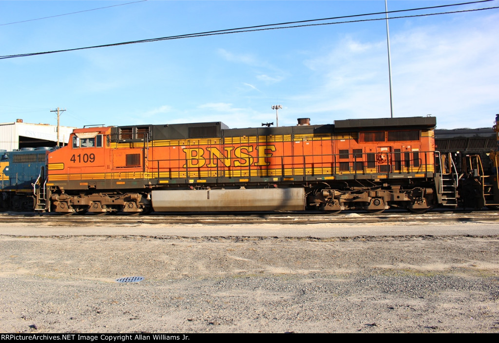 BNSF 4109