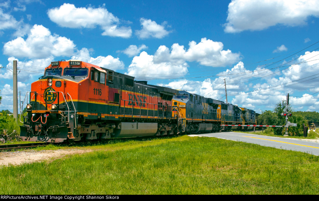 BNSF 1116