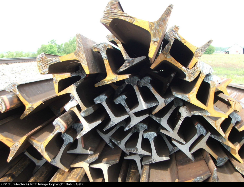 The doctor asked me what letter came to mind when he showed me this photo......hmm......